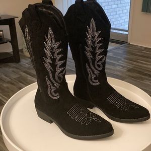 Mata Western Boots